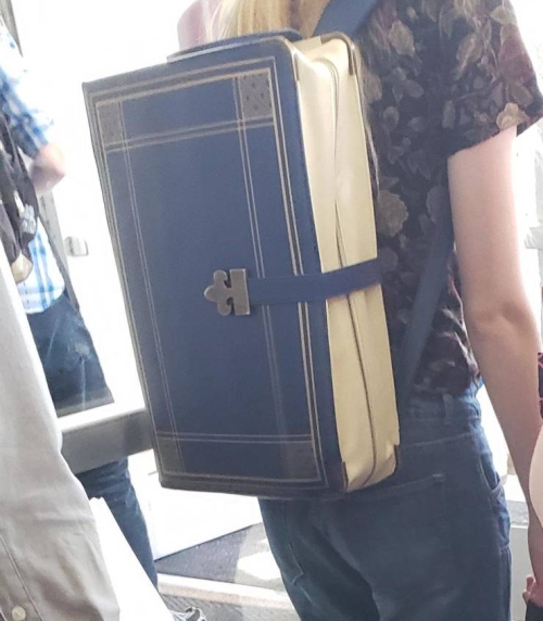 zfxamhvs.jpg
